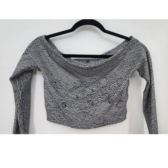 Lululemon The Lab Scoop Neck Long Sleeve Crop Top Black White Est Large - Picture 3 of 5
